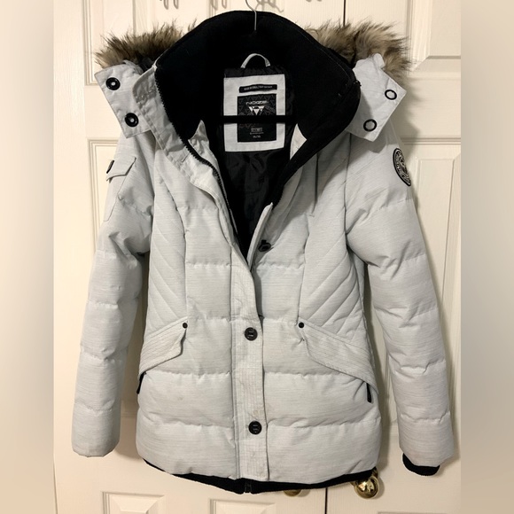 Stunning like-new whiter-white NOISE jacket - Picture 6 of 9